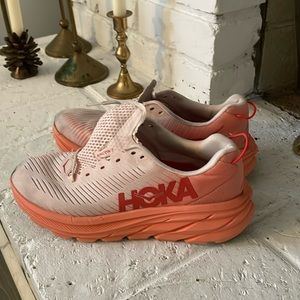 Hoka Rincon 3 Peach